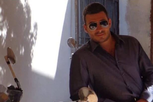 Ficarazzi, malore improvviso a un matrimonio: morto a 35 anni Giovanni Battista Cappello Doveva essere una serata di gioia, di sorrisi e di festa per celebrare l'unione di due amici. Si è trasformata, in pochi istanti, in una tragedia che ha ammutolito un'intera comunità. Ficarazzi è sotto shock per l'improvvisa e prematura scomparsa di Giovanni Battista Cappello, venuto a mancare a soli 35 anni a causa di un malore fatale che non gli ha lasciato scampo.