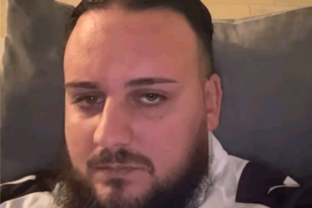 Il silenzio. È quello dietro cui si è trincerato Gaetano Maranzano, l'uomo che ha confessato di aver premuto il grilletto e ucciso Paolo Taormina nella movida di via Spinuzza. Davanti agli inquirenti ha ammesso le sue responsabilità per l'omicidio, ma sulla sua rete di fiancheggiatori è calato il buio. Chi era con lui quella notte? Chi lo ha aiutato a dileguarsi dopo gli spari? Sono queste le domande che guidano ora l'indagine dei Carabinieri, impegnati in una vera e propria caccia all'uomo nel quartiere Zen.