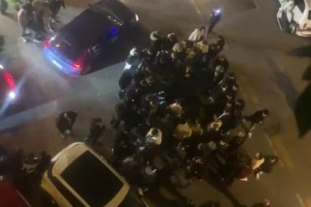 Resta sotto stretta osservazione medica Valentina Peonio, la trentatreenne palermitana ferita da un colpo di fucile durante la notte tra sabato e domenica. La giovane ha trascorso un'altra notte nel reparto di Trauma Center dell'ospedale Villa Sofia; le sue condizioni sono definite stazionarie dai sanitari, che monitorano costantemente il quadro clinico.