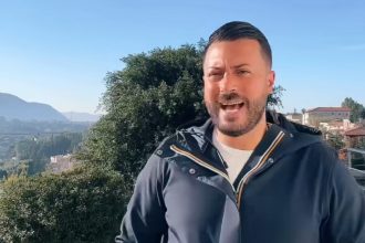 Il prossimo 22 febbraio, alle ore 10:00, Piazza Indipendenza ospiterà una manifestazione popolare organizzata dal movimento civico "Il Sud alza la testa", guidato da Alessio Ciolino insieme a Valerio Fava e Germano Fava.