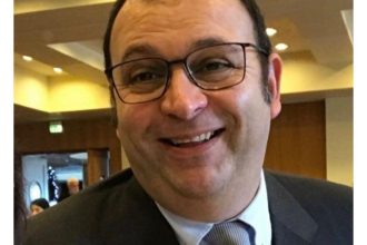 Il Professore Girolamo Geraci, responsabile della UOS di Endoscopia e Laparoscopia all’interno della UOC di Chirurgia Generale e d’Urgenza dell’AOUP “Paolo Giaccone”, docente di chirurgia generale e delegato per la didattica del Dipartimento Me.Pre.C.C. dell’Università di Palermo è il nuovo Presidente dell’ISSE (Società Italiana di Endoscopia Digestiva - Area Chirurgica).
