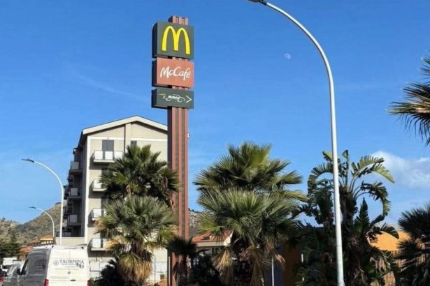 Il panorama commerciale del Palermitano si arricchisce di un altro grande nome, sulla scia dell'apertura del Lidl a Misilmeri. Stavolta tocca a McDonald's: il colosso americano della ristorazione fast food sbarcherà ufficialmente a Bagheria giovedì 26 febbraio, in via Santa Marina 49.