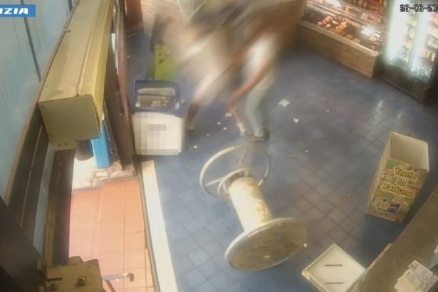 Un blitz della Polizia di Stato ha portato all'arresto di nove persone abitative nel quartiere palermitano di Michelangelo-Borgo Nuovo, accusate di aver terrorizzato i commercianti della zona per oltre un anno e mezzo. L'ordinanza cautelare, firmata dal giudice per le indagini preliminari di Palermo, è stata eseguita dalla 5ª Sezione Investigativa della Squadra Mobile, specializzata nei reati contro il patrimonio, sotto la regia della procura locale.
