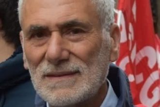 Belmonte Mezzagno (PA) – A volte basta un gesto semplice per parlare più di mille parole. Il sindaco di Belmonte Mezzagno, Maurizio Milone, si è presentato spontaneamente al Comando di Polizia Locale per segnalare un'infrazione al Codice della Strada commessa da lui stesso la sera precedente.