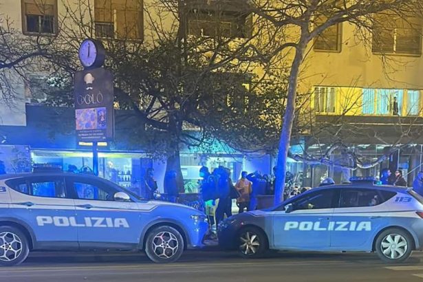 Pedinata e accoltellata alle spalle da uno sconosciuto, il dramma di Anna Luigia: polmone perforato L'incubo nel cuore di Palermo. Ieri, intorno alle 18:30, una donna di 56 anni, Anna Luigia Tricarico, è stata vittima di un brutale e apparentemente immotivato tentato omicidio a pochi passi da Villa Zito. L'aggressione si è consumata nella zona di via Libertà: la donna, originaria di Bari e impiegata in un call-center, è stata pugnalata alla schiena subito dopo essere uscita da un salone di parrucchiere.