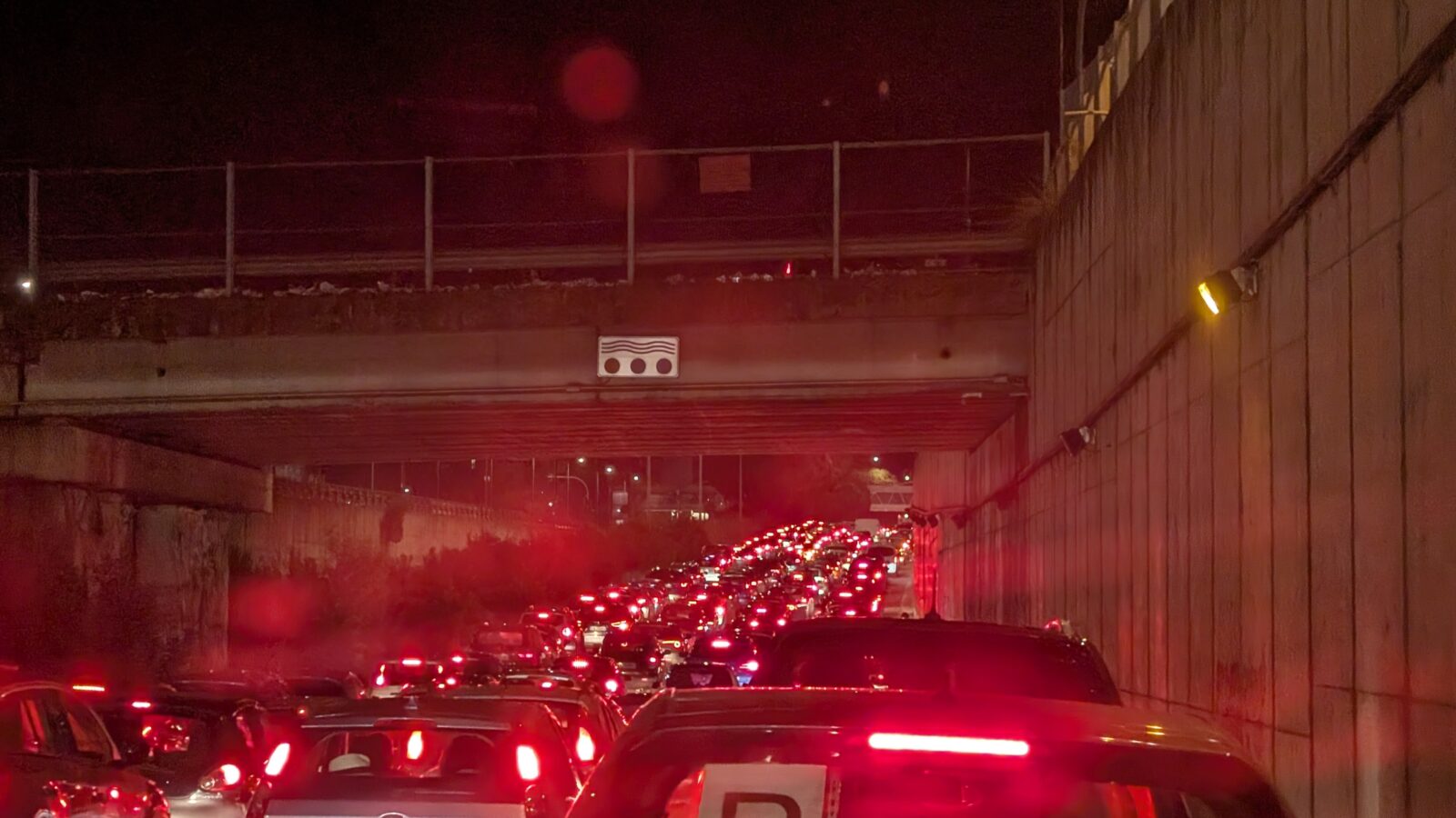 Traffico in tilt in viale Regione Siciliana per incidente 