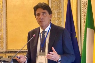 Il Centro di riferimento regionale per la diagnosi e la cura dell’Endometriosi nella Regione Siciliana di ARNAS “Civico Di Cristina Benfratelli di Palermo”, diretto dal dr. Antonio Maiorana (UOC Ginecologia e Ostetricia), in occasione della giornata regionale dedicata alla patologia, il prossimo 9 marzo, dalle ore 8 alle ore 17, organizza un open day finalizzato a sensibilizzare sulla malattia ed a diffondere corretta informazione per sostenere l’empowerment sulla Salute al femminile su questo fronte. L’appuntamento “ Point informativo e ascolto attivo” dal claim “Le pazienti al centro” è presso il Centro Regionale di Endometriosi, sito al Piano Terra del Padiglione 3 dell’ospedale “Civico”di Palermo.