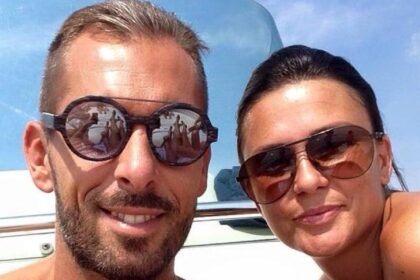 Laura Carosella non ce l'ha fatta. La donna di 46 anni, moglie dell'ex portiere del Palermo Francesco Benussi, è morta all'ospedale di Mestre dove era stata ricoverata in condizioni critiche dopo un grave incidente stradale avvenuto giovedì 9 aprile a Mirano, in provincia di Venezia.