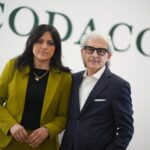 La deputata regionale Jose Marano e Francesco Tanasi, rispettivamente Presidente dell’Intergruppo parlamentare per la tutela dei consumatori all’ARS e Segretario Nazionale Codacons, sono intervenuti con forza sul caro voli da e per la Sicilia e denunciano una situazione ormai insostenibile. I rincari che continuano a gravare sui collegamenti aerei dimostrano che le misure adottate finora non hanno prodotto risultati adeguati e che adesso è necessario un intervento immediato del Governo nazionale.