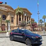 Prosegue senza sosta l’attività di controllo del territorio dei Carabinieri della Compagnia Piazza Verdi, impegnati in un’operazione di monitoraggio delle strade cittadine volta a contrastare l’illegalità diffusa e a garantire la sicurezza dei residenti. Il bilancio parla di un uomo denunciato per porto d’armi e detenzione di sostanze stupefacenti, oltre all'arresto di due giovani colti in flagrante durante un tentativo di furto.