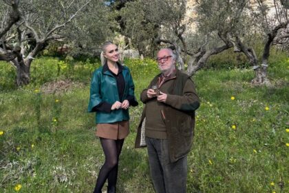 La Sicilia più autentica, quella dell’entroterra, lontana dalle rotte turistiche più battute, sarà protagonista a Pasqua, domenica 5 aprile, su La7. Alle ore 11.20 circa andrà in onda il sesto e ultimo appuntamento della stagione di “Green Tour”, il programma che racconta l’Italia esplorando il legame profondo tra territorio, persone e tradizioni, realizzato con la collaborazione di CNA – Artigiani e Imprenditori d’Italia.