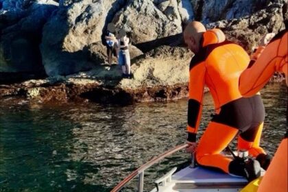 Alle 17.30 circa, alcune squadre dei Vigili del fuoco sono intervenute a Palermo, presso la Riserva Naturale di Capo Gallo, in prossimità della "Grotta Sommersa", per soccorrere due escursionisti di nazionalità ceca. I due giovani, un ventunenne e una ventenne, erano illesi ma non riuscivano a trovare la strada per il ritorno.