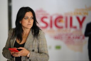 Crisi carburante e vacanze estive “congelate”, Marano (M5s): “Impatto devastante sul turismo siciliano”