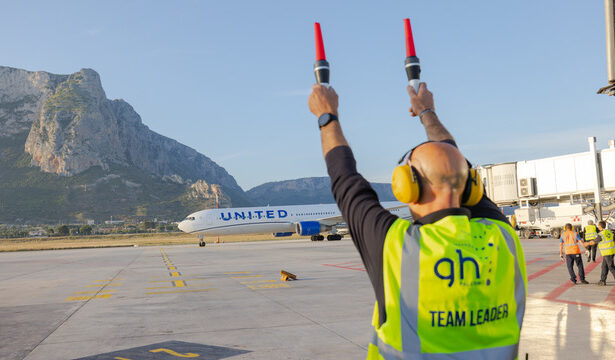 Palermo, 16 maggio 2026 - Si vola fino a dicembre da Palermo a New York/Newark. La compagnia aerea United ha infatti deciso di estendere il volo diretto con l’America anche dopo la stagione estiva, fino al 17 dicembre, allungando di fatto la stagione turistica.