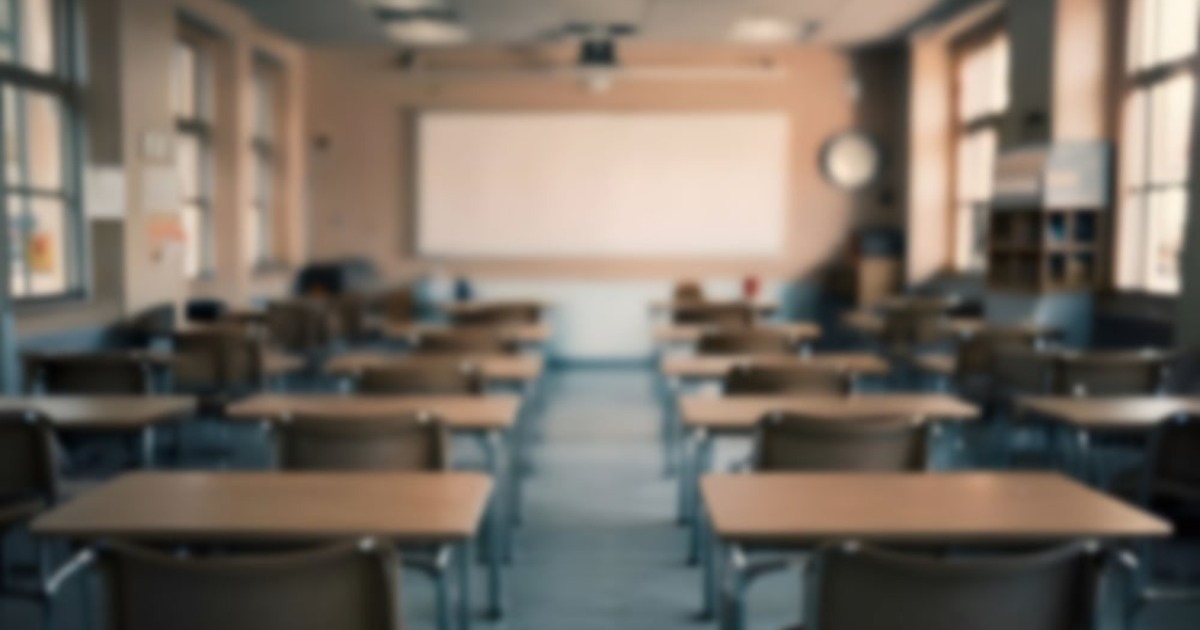 San Vito Lo Capo, studente di prima media accoltella il prof dopo un 4: la scena ripresa dai compagni