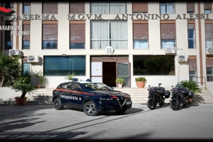 115 auto abbandonate e roghi tossici: scatta il blitz dei carabinieri nel Palermitano