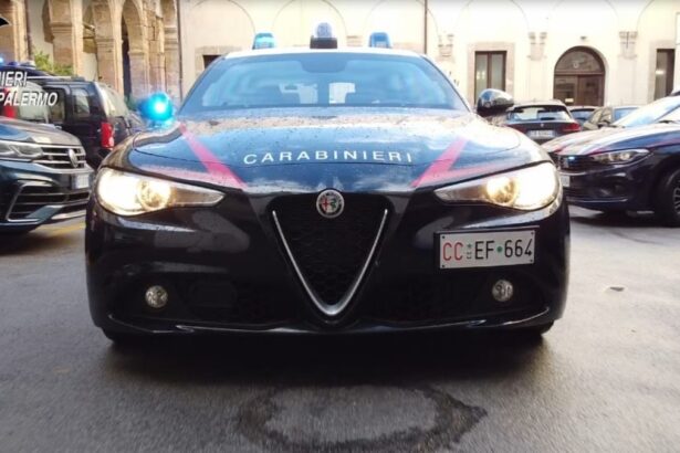 Apre un conto corrente con i dati di un disabile e incassa le sue polizze: 39enne di Bagheria denunciato dai Carabinieri