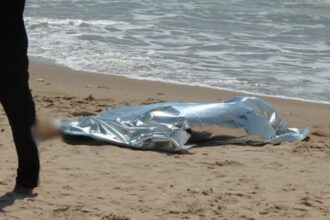 Tragedia in spiaggia, uolo non riemerge dall'apnea