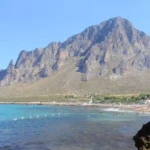 Questo borgo siciliano è tra i mari più belli d'Italia, se lo conosci ti innamori