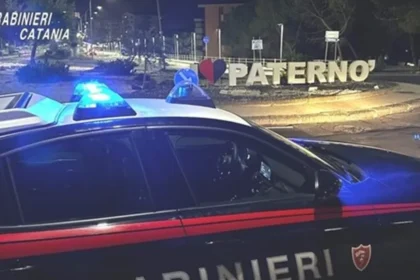 Va in escandescenza in casa, rompe un vetro e muore dissanguato, vittima un 37enne