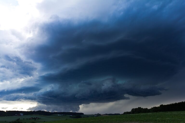 dertobisturmjagd thunderstorm 3146595 1920