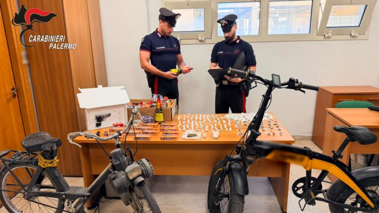 materiale sequestrato dai Carabinieri dello Zen