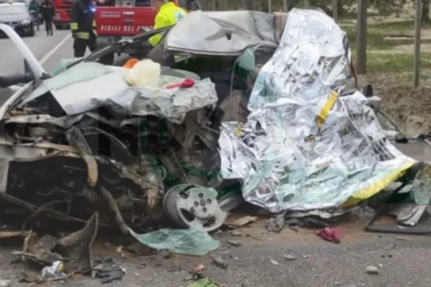 Incidente mortale sulla statale 123: 4 morti, i nomi delle vittime Tragedia sulla SS 123 a Naro: quattro braccianti di Canicattì muoiono in un incidente tra auto e tir