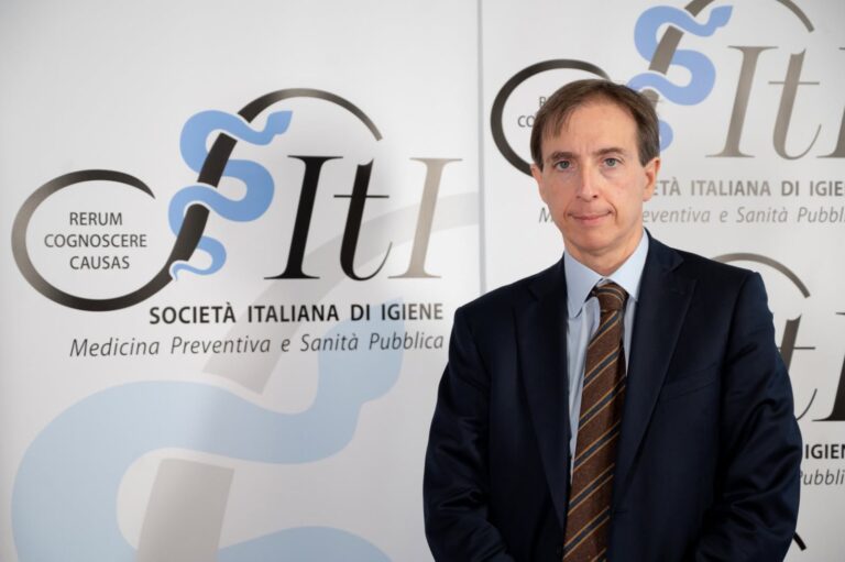 Il Professore Walter Mazzucco
