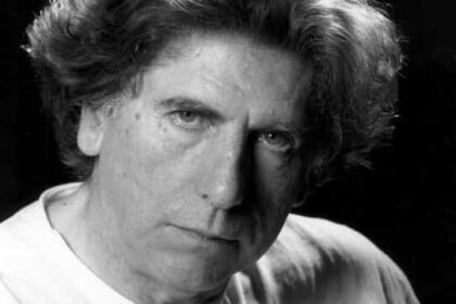 Si è spento a Palermo il maestro Gabriele Ferro, direttore d'orchestra e direttore musicale onorario a vita del Teatro Massimo. Il 15 novembre avrebbe compiuto 89 anni. I funerali si terranno sabato 31 ottobre alle 10 nella chiesa di Santa Lucia, in via Enrico Albanese.
