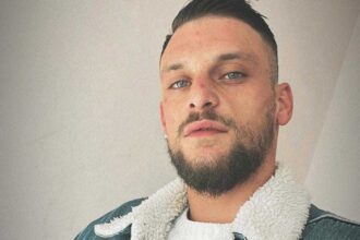 Fiumefreddo di Sicilia darà l'addio a Luigi Ragonese giovedì 8 ottobre. Alle 16, nella Chiesa Madre Maria Santissima Immacolata, sarà celebrata la funzione funebre del giovane di 25 anni, morto dopo circa un mese di ricovero per le gravi ferite riportate in un incidente sulla statale 114.