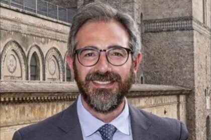 PALERMO / MONREALE – Nove sindaci, una lettera e una richiesta chiara: evitare che il cantiere all'ospedale Ingrassia di Palermo lasci senza assistenza un intero comprensorio. I primi cittadini dei Comuni aderenti al Consorzio Sviluppo e Legalità hanno scritto al presidente della Regione Siciliana, Renato Schifani, per ottenere garanzie sulla continuità delle cure mentre si avvicina l'avvio dei lavori di ristrutturazione del presidio.
